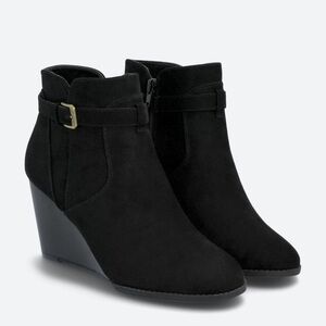 Market & Spruce Black Suede Wedge Ankle Boots with Buckle
